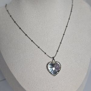 Betsey Johnson Y2K Silver Heart Necklace FAiR